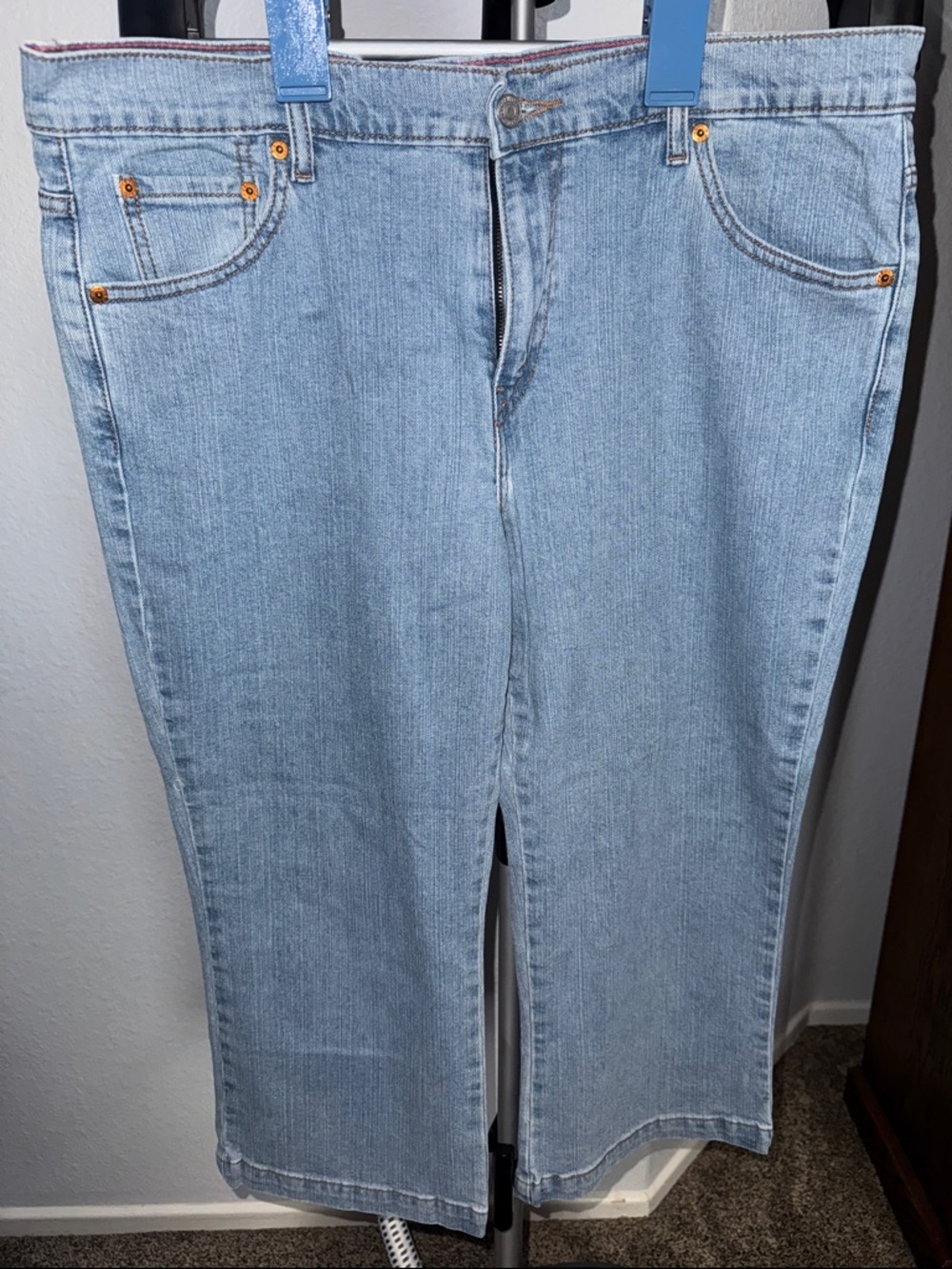 Levi's Light Blue Straight Leg Women's Jeans